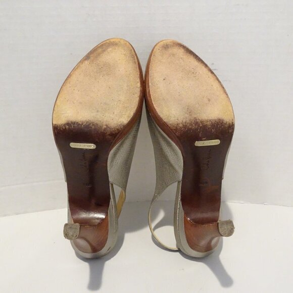 COLE HAAN Gold Metallic Textured Leather Peep Toe Slingback Heels Size 8.5B Shoe - Picture 6 of 7